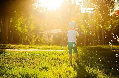 10.生活是一个循环。有些人一生都没有走出命运所吸引的圈子。实际上，圆上的每个点都有切线。