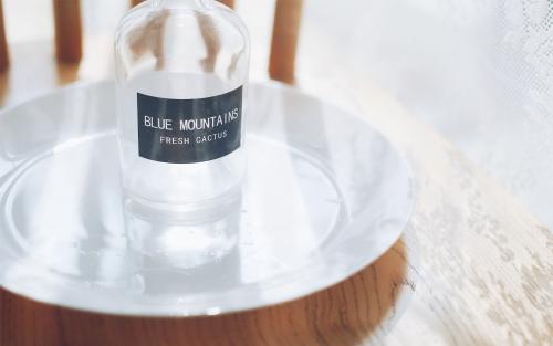 11.生活是如此美丽,它使人们体验,成长和珍惜!世界上的事物如何能如愿以偿,但您内心深处没有羞耻,生活中没有遗憾!在单调的生活中寻找风景,您将获得美好;在复杂的生活中追求简单,您将收获想法;在苦涩的生活中品味和感动,您将收获幸福。