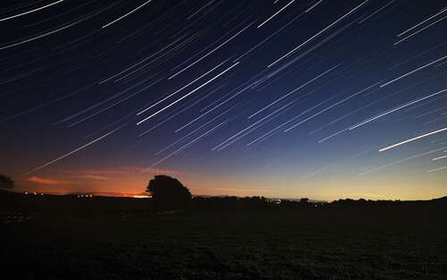 关于流星的漂亮句子