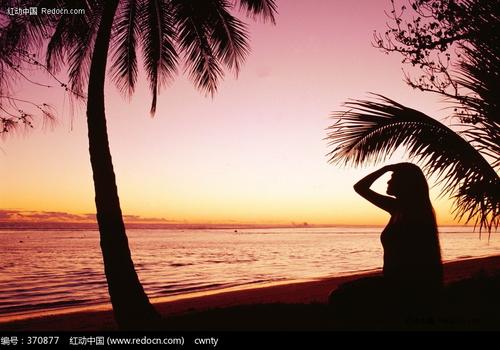 12.爱不是一个人的事，家庭也不是一个人的责任。现实总是比希望更糟。新的一周已经开始。我坚持从第一天开始改变自己。即使我不依靠别人，我也可以做到。生活对我自己和我的孩子们来说都是更好的……我期待着在改变之后会改变的自我。