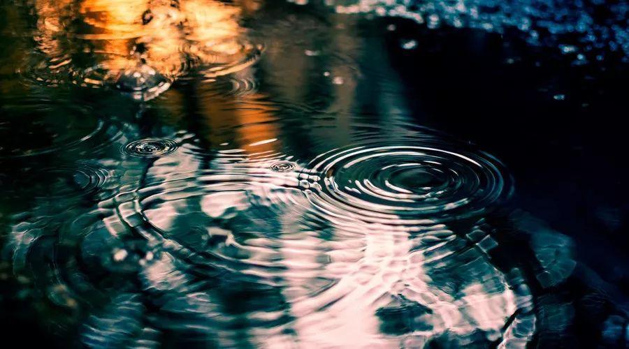 11.问问您能担心多少，就像一条向东流淌的泉水河一样。