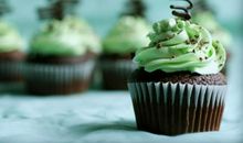 形容一个人开心美丽的句子