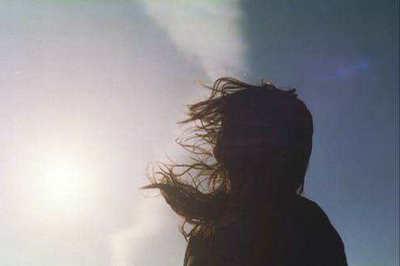 12.当她说我的母亲应该停止生气,并且仍然如此努力和认真地殴打她时,我为什么不能让自己平静下来。