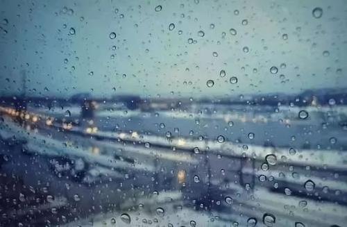 10.曾经,我想与您分享我所有的秘密,但是现在,您已经成为我内心的秘密。