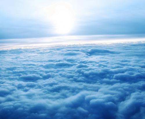 10.温暖但令人生畏，很容易使自己兴奋。