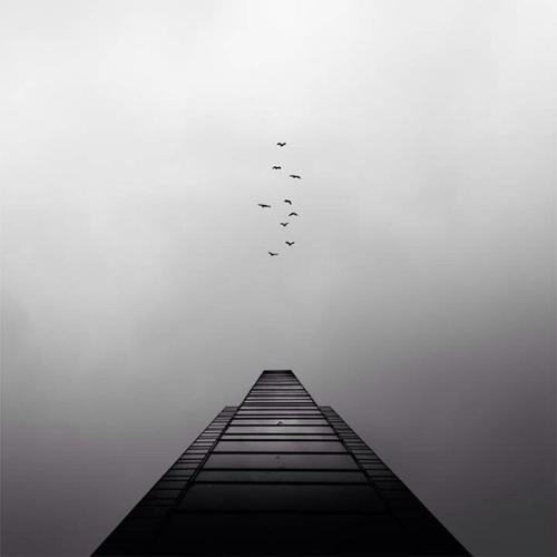 12.怪我不能挡住您的前进方向,至少在分开时我很慷慨。