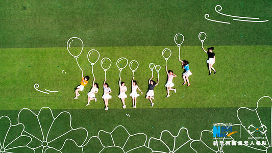 12.一个可以从他人的思想中看到事物并了解他人的精神活动的人将永远不必担心自己的未来。