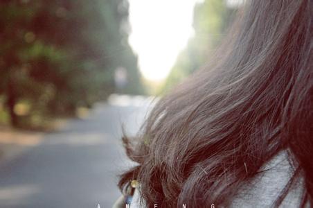 描述头发的句子