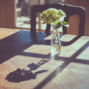 11.开心地搅拌香浓的咖啡,幸福地烤生小麦面包,温暖地唤醒亲爱的您。