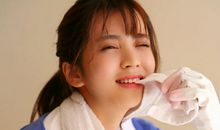 姐妹在一起开心的说说句子简短发朋友圈