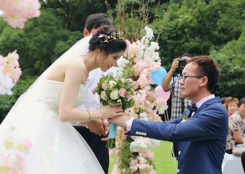 给老张人的生日贺词