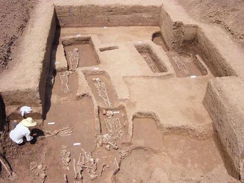 描述长笛悦耳声音的句子