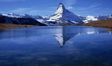 形容雪山美景的句子