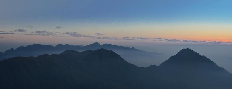 赞美祖国山河的诗