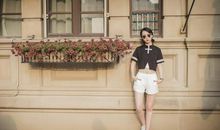 顶着碾盘唱戏歇后语