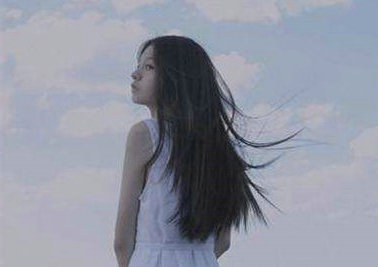 分手时最伤心的一句话：离开时不要回来