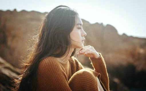 悲伤的回忆与美丽的句子与图片