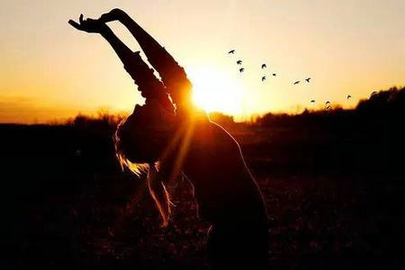 生活条件越差,您的诗意生活就越多1