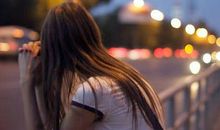 别缠着往事不肯走，别赖着曾经不放手