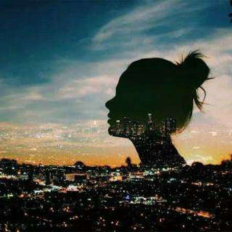 永远安慰自己，先努力，爱就会拥有1