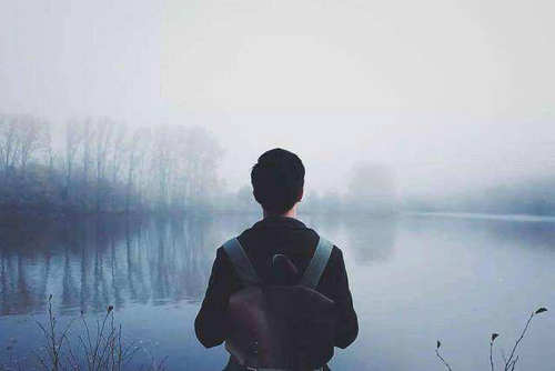 人生总是混杂着的,没有绝对的善,没有绝对的坏1