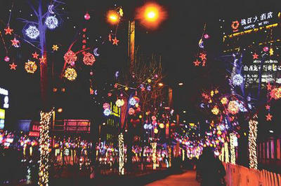 深夜,仅因您的到来,瞬间就成千上万颗星