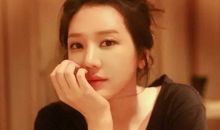 与其卑微的流泪，不如高傲的笑