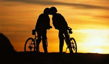 要输就输给追求，要嫁就嫁给幸福