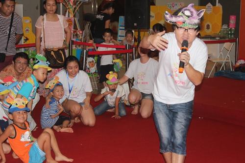 山羊野马在一起寓言