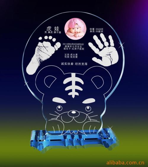 男孩手足印祝福