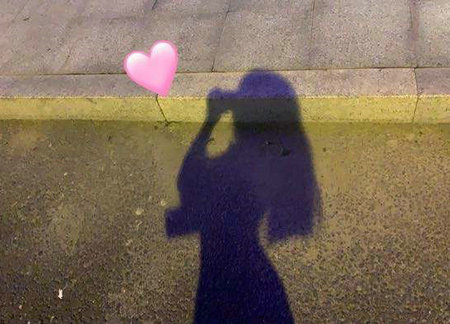 过多的照顾会费力，过多的偏爱会失去自我，过于亲近会失去理智。 1个