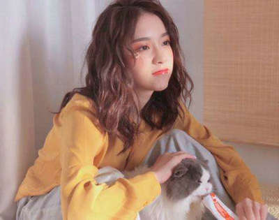 风很轻，但思想是透明的，但爱是无法克服的