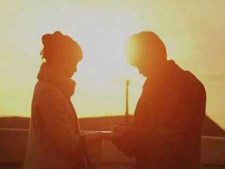 面对平静的爱情急流