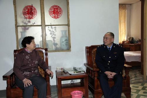 领导的慰问与祝福