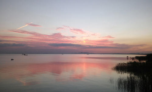 日落拟人化句子