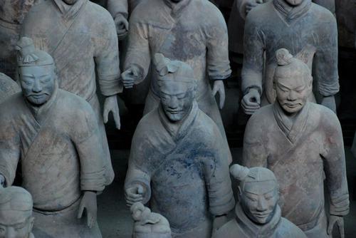 写关于兵马俑的比喻句子