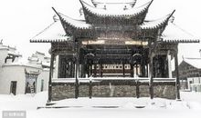 鲁班门前耍斧歇后语