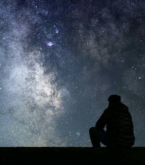 秋天的悲伤和孤独的诗句