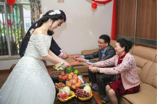 希望未来的岳母