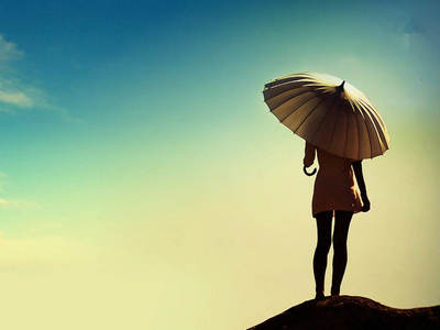 一整套悲伤而美丽的句子:华丽的外表,以换取孤独的痛苦