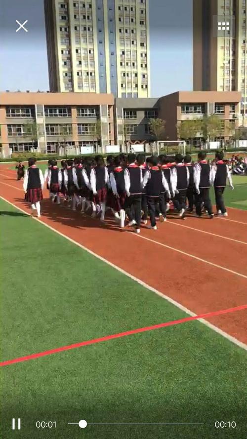 班级口号是积极而响亮的