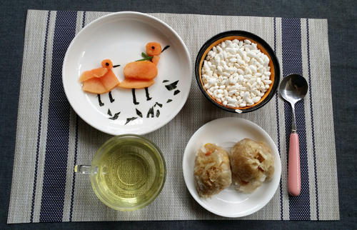 朋友的时刻发表了美食讲座