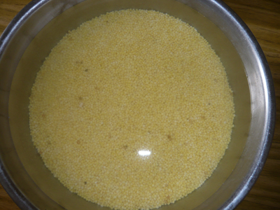 寓言词在河滩上的沙滩上