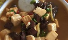 猪血煮豆腐歇后语