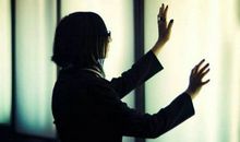 现实的无奈证明了太多，把我们所羡慕的变成了梦