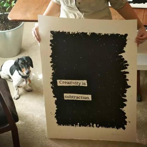 由白皮书制成的灯笼寓言词