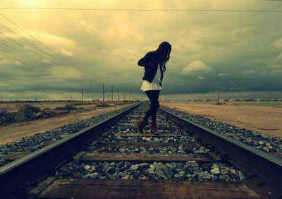 想念某人,想念受伤,不流泪,不说话1