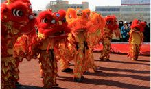 正月十五踩高跷歇后语