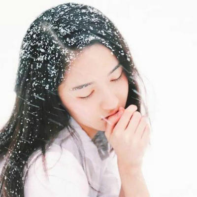 不是不是谁不能没有生活，谁就不能放手