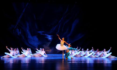 描述拉丁舞的句子